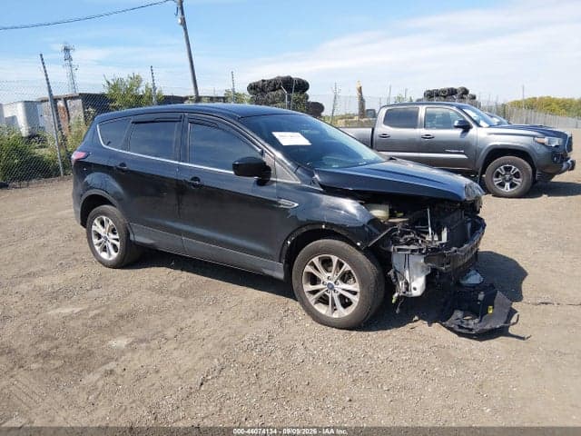 2017 FORD ESCAPE SE 1