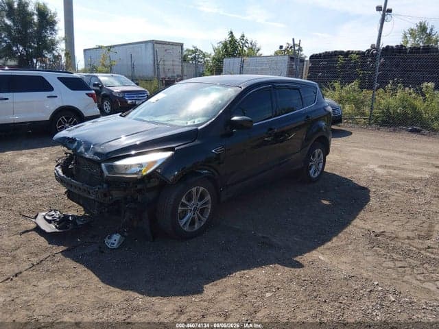 2017 FORD ESCAPE SE 2