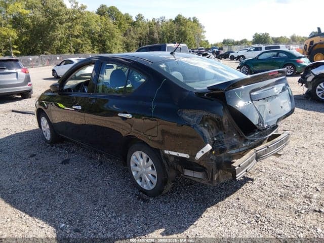 2019 NISSAN VERSA 1.6 SV 3