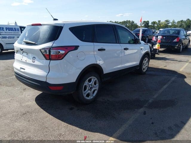 2017 FORD ESCAPE S 4