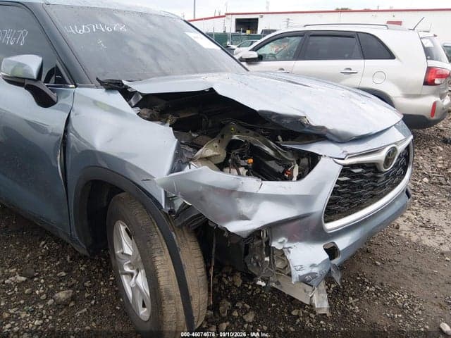 2024 TOYOTA HIGHLANDER LE 6