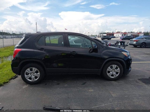 2018 CHEVROLET TRAX LS 12