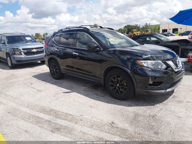 2017 NISSAN ROGUE SV 1