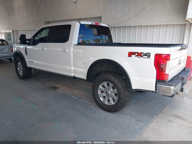 2017 FORD F-250 LARIAT 2