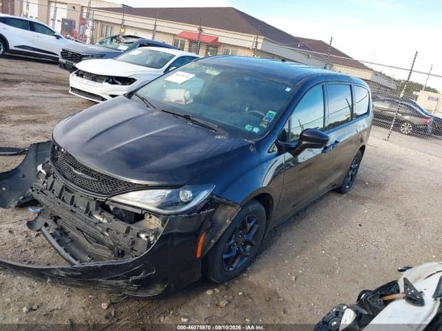2020 CHRYSLER PACIFICA TOURING 2