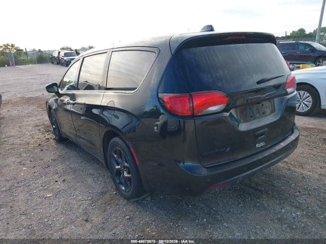 2020 CHRYSLER PACIFICA TOURING 3