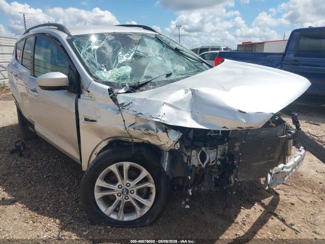 2018 FORD ESCAPE SE 1