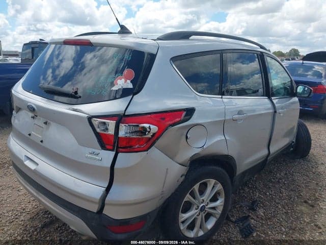 2018 FORD ESCAPE SE 4