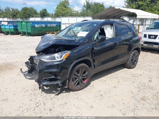 2022 CHEVROLET TRAX AWD LT 2