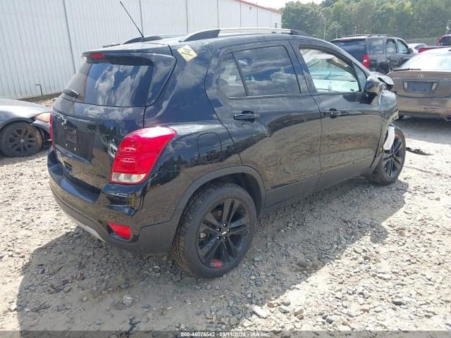 2022 CHEVROLET TRAX AWD LT 4