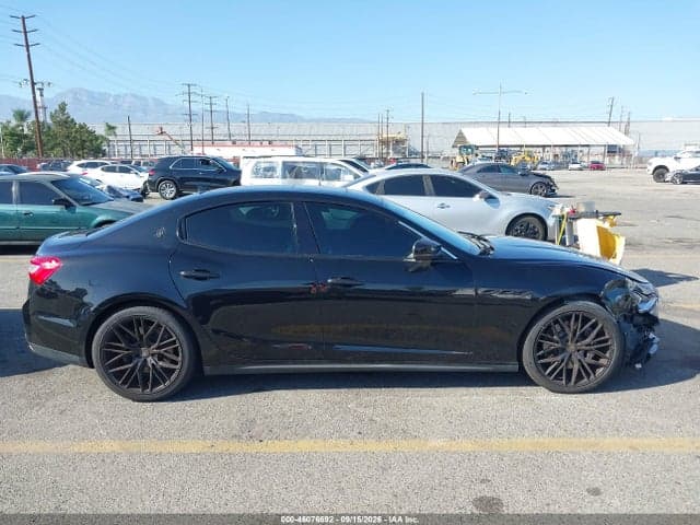 2017 MASERATI GHIBLI S Q4 12