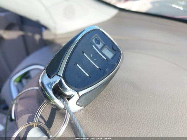 2017 CHEVROLET MALIBU 1LT 11
