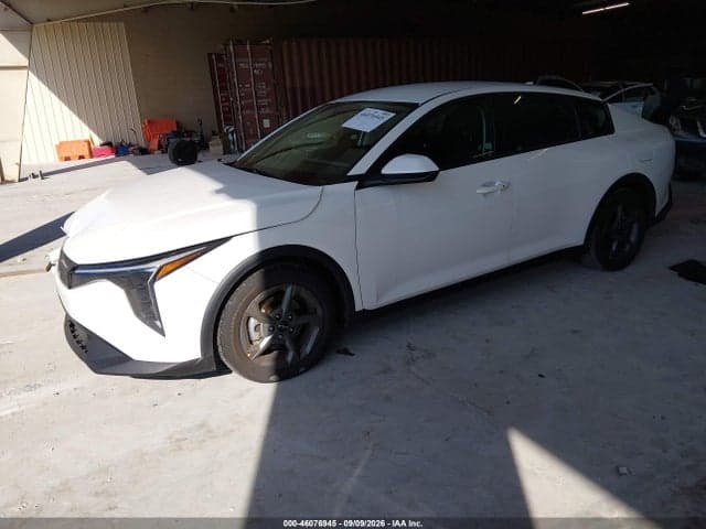 2025 KIA K4 LXS 2