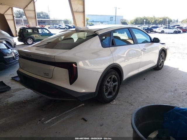 2025 KIA K4 LXS 4