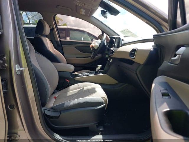 2019 HYUNDAI SANTA FE SE 5