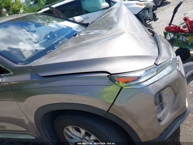 2019 HYUNDAI SANTA FE SE 6
