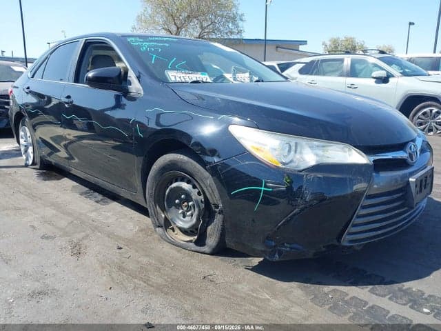 2017 TOYOTA CAMRY LE 1