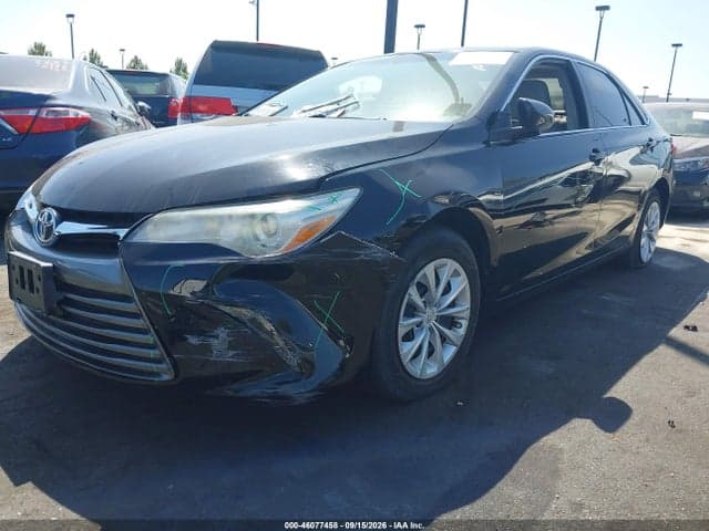 2017 TOYOTA CAMRY LE 2