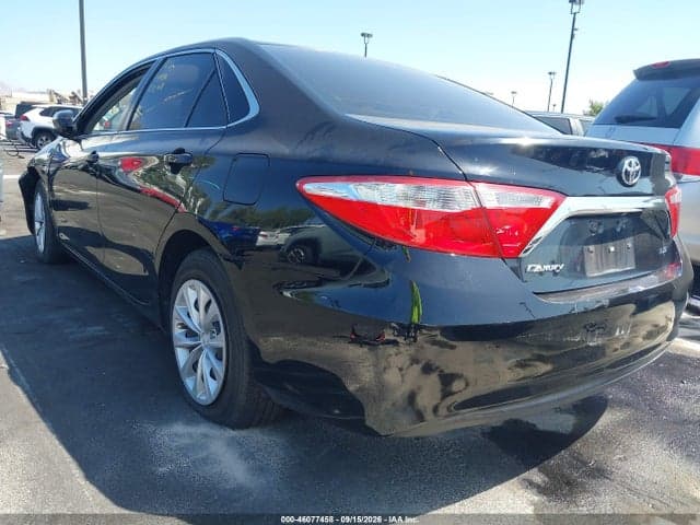 2017 TOYOTA CAMRY LE 3
