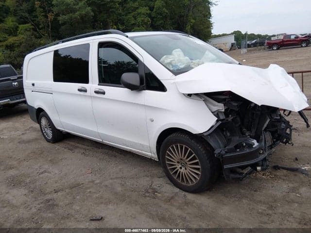 2019 MERCEDES-BENZ METRIS