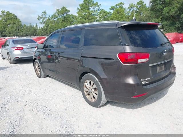 2017 KIA SEDONA LX 3