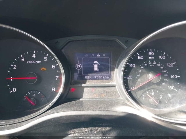2017 KIA SEDONA LX 7