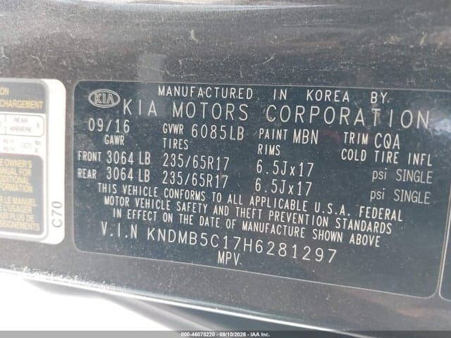 2017 KIA SEDONA LX 9