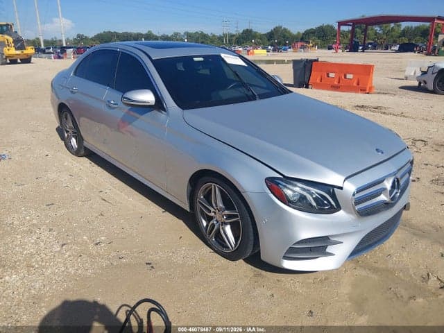 2017 MERCEDES-BENZ E 300 1