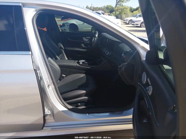 2017 MERCEDES-BENZ E 300 5
