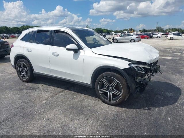 2026 MERCEDES-BENZ GLC 300 SUV