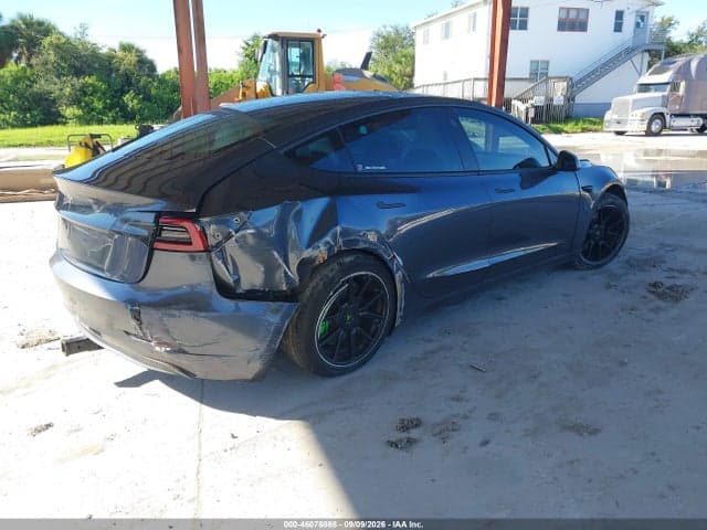 2018 TESLA MODEL 3 LONG RANGE/MID RANGE 4
