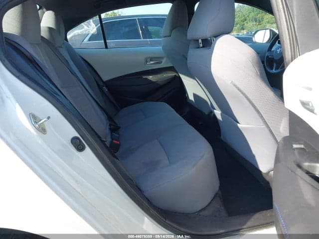 2020 TOYOTA COROLLA SE 8