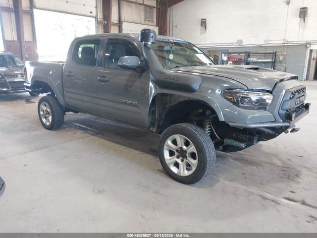 2017 TOYOTA TACOMA TRD SPORT 1