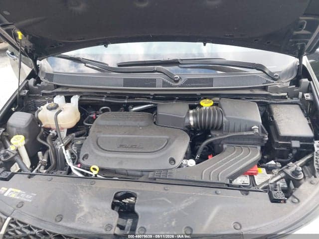 2023 CHRYSLER PACIFICA TOURING L 10