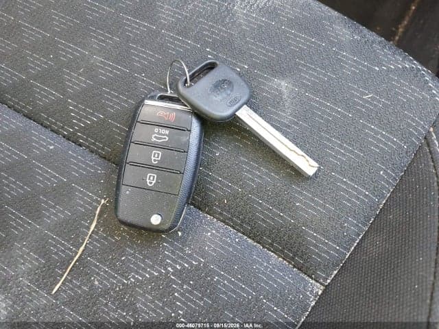 2020 KIA RIO S 11