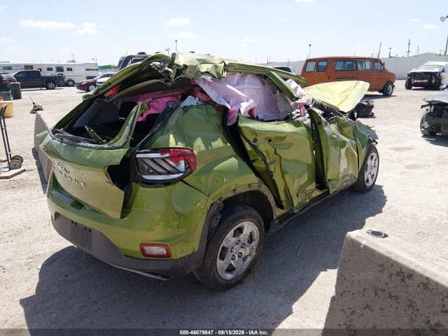 2020 HYUNDAI VENUE SE 4