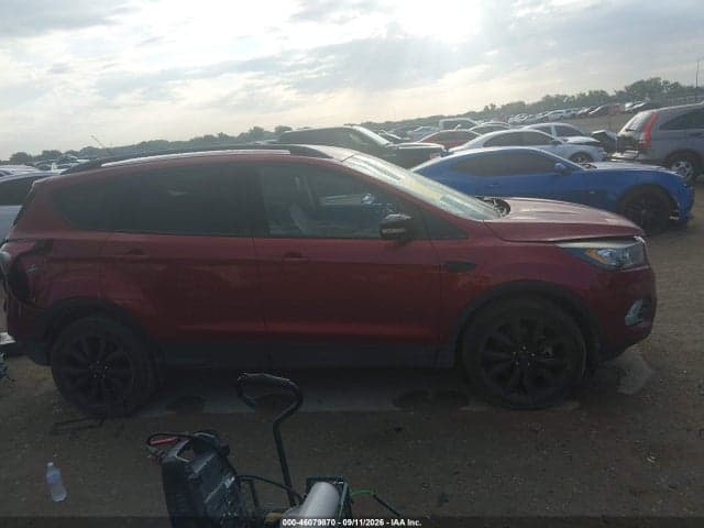 2017 FORD ESCAPE TITANIUM 10