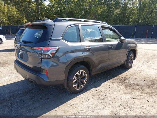2025 SUBARU FORESTER 4