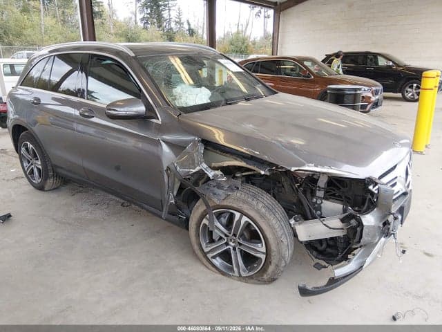 2018 MERCEDES-BENZ GLC 300