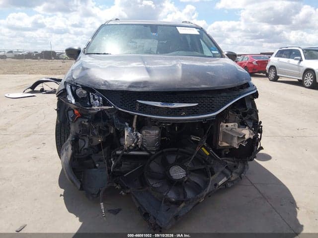 2018 CHRYSLER PACIFICA TOURING L 13
