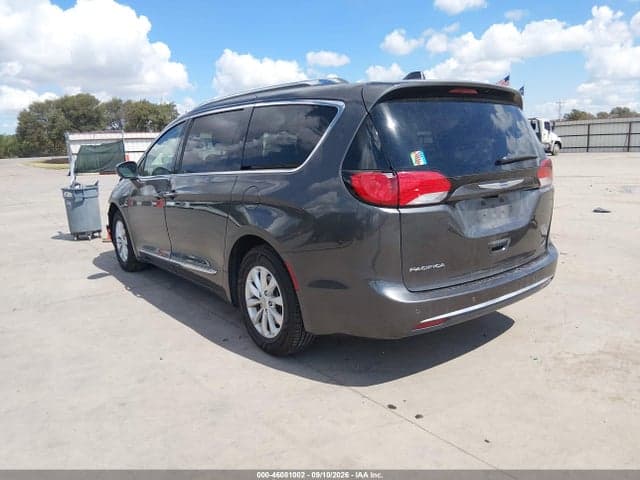 2018 CHRYSLER PACIFICA TOURING L 3
