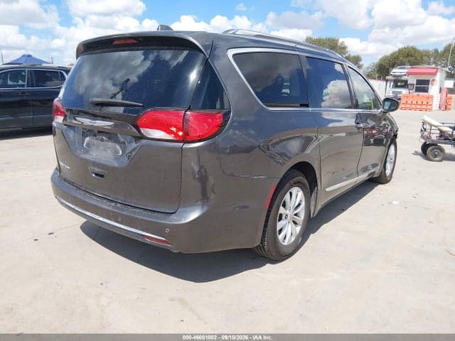 2018 CHRYSLER PACIFICA TOURING L 4