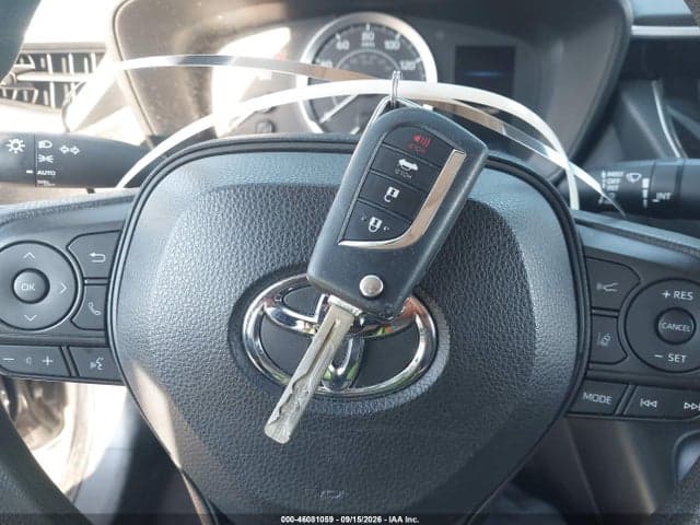 2021 TOYOTA COROLLA LE 11