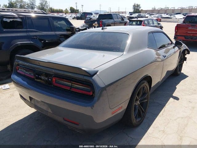 2018 DODGE CHALLENGER SXT PLUS 4