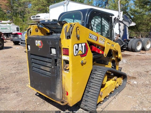2025 CAT 239D3 4