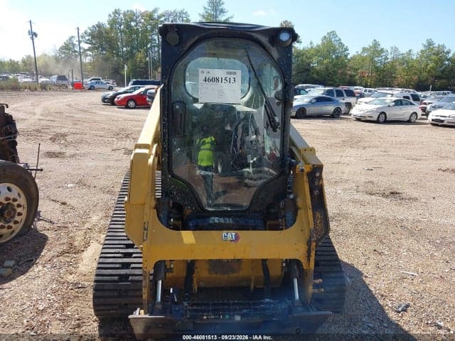 2025 CAT 239D3 6