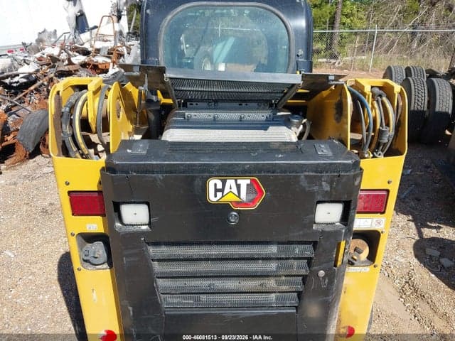 2025 CAT 239D3 10