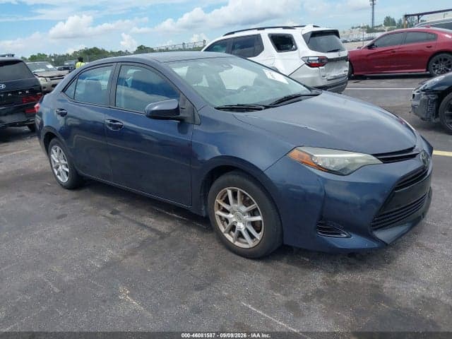 2017 TOYOTA COROLLA LE 1
