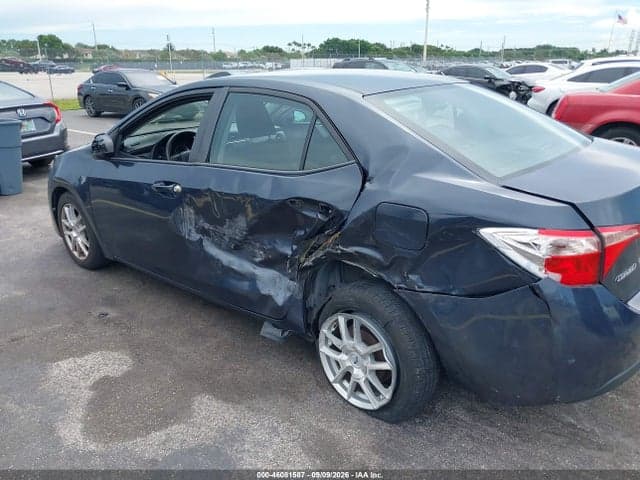 2017 TOYOTA COROLLA LE 6