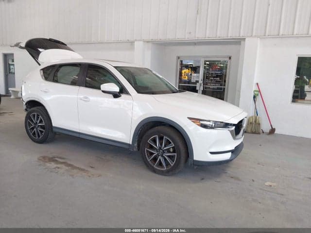 2018 MAZDA CX-5 TOURING 1